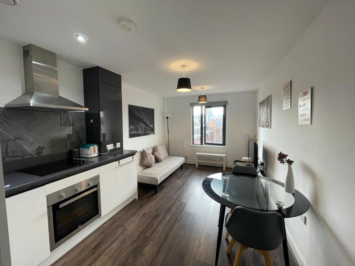 Modern Apartment Near Bullring Birmingham Ngoại thất bức ảnh